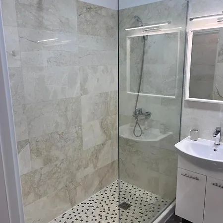 Almar Luxury - Renting & Free Pool Navodari