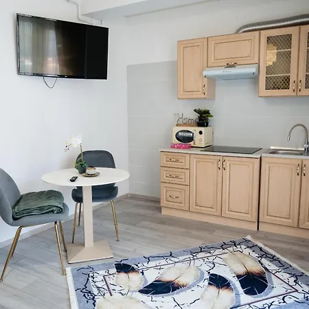 Almar Luxury - Renting & Free Pool Apart Otel Navodari