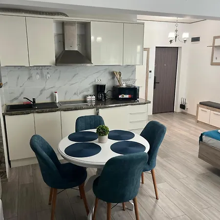 Almar Luxury - Renting & Free Pool