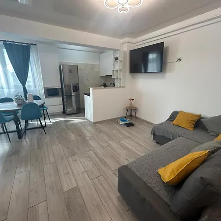 Almar Luxury - Renting & Free Pool