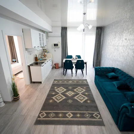 Almar Luxury - Renting & Free Pool * Năvodari
