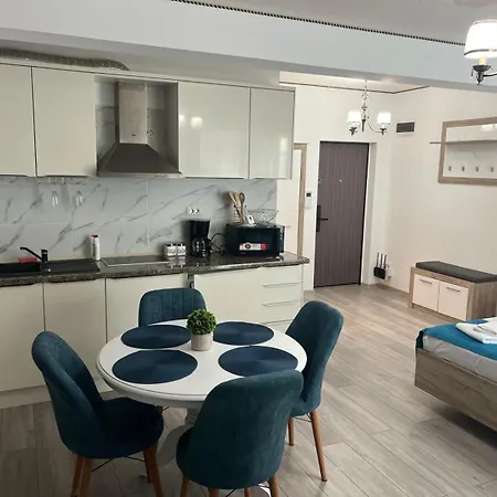 Almar Luxury - Renting & Free Pool Apart-hotel
