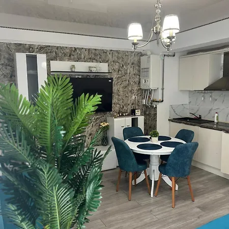 Apart-hotel Almar Luxury - Renting & Free Pool 3*