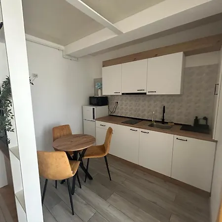 Apart-hotel Almar Luxury - Renting & Free Pool