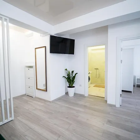 Almar Luxury - Renting & Free Pool Aparthotel *