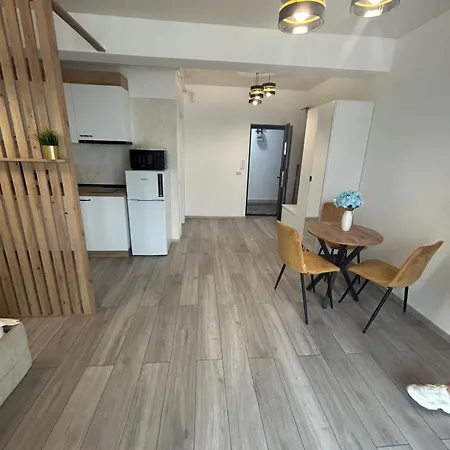 Almar Luxury - Renting & Free Pool Aparthotel