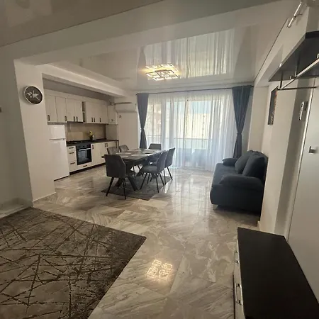 Almar Luxury - Renting & Free Pool