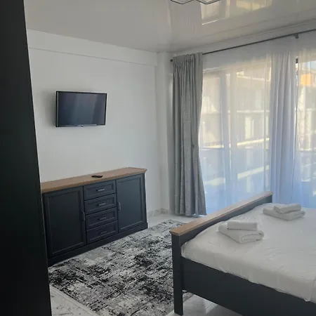Almar Luxury - Renting & Free Pool